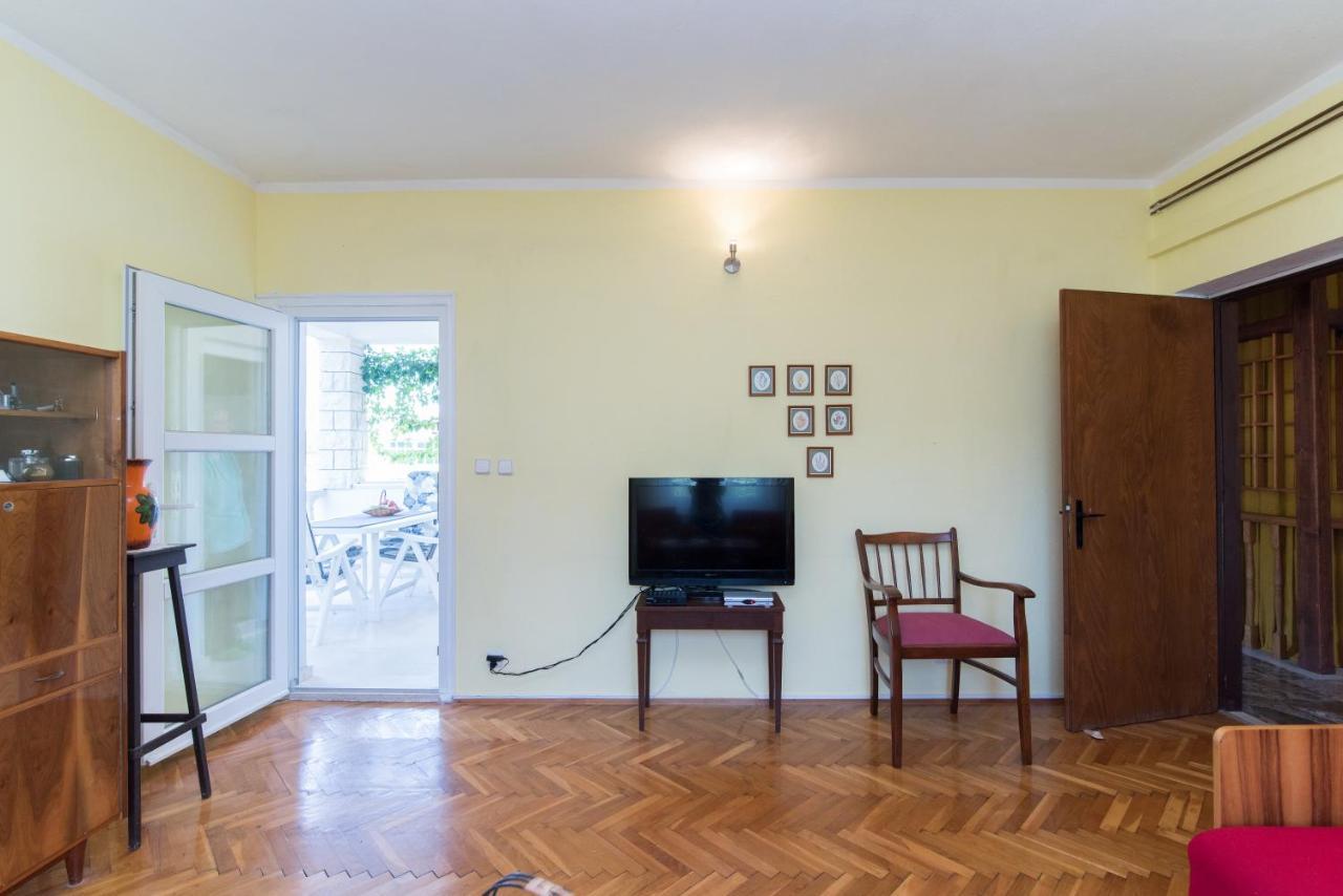 Apartments Mare Postira Extérieur photo