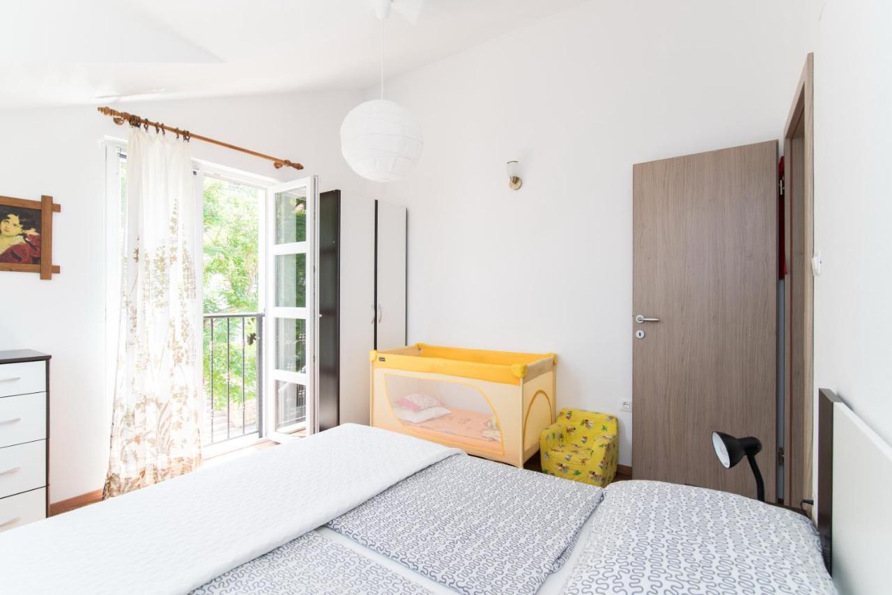 Apartments Mare Postira Extérieur photo