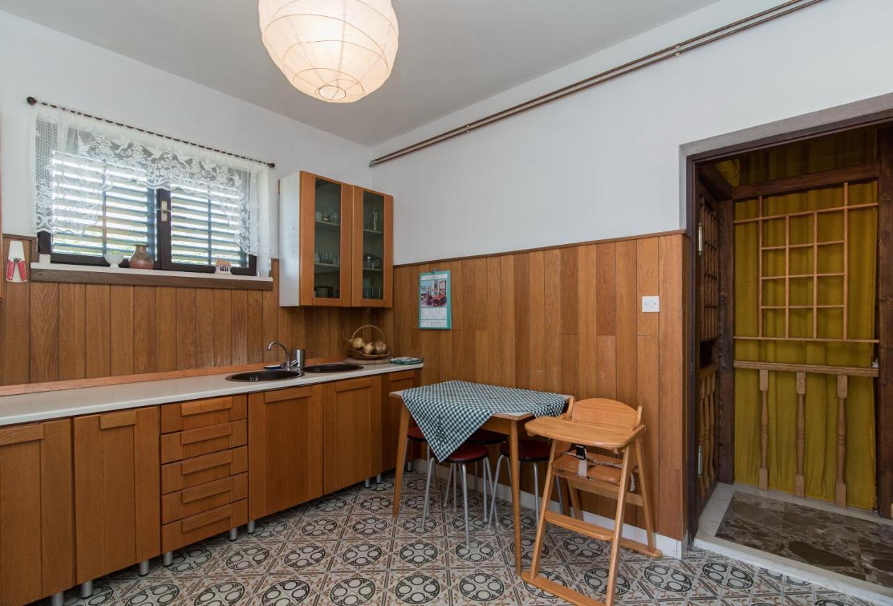 Apartments Mare Postira Extérieur photo