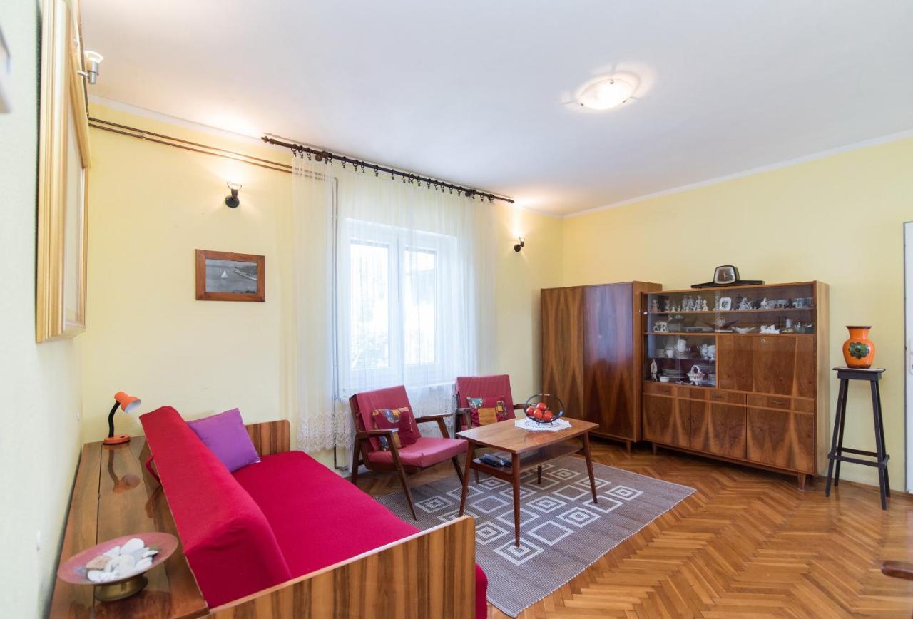 Apartments Mare Postira Extérieur photo