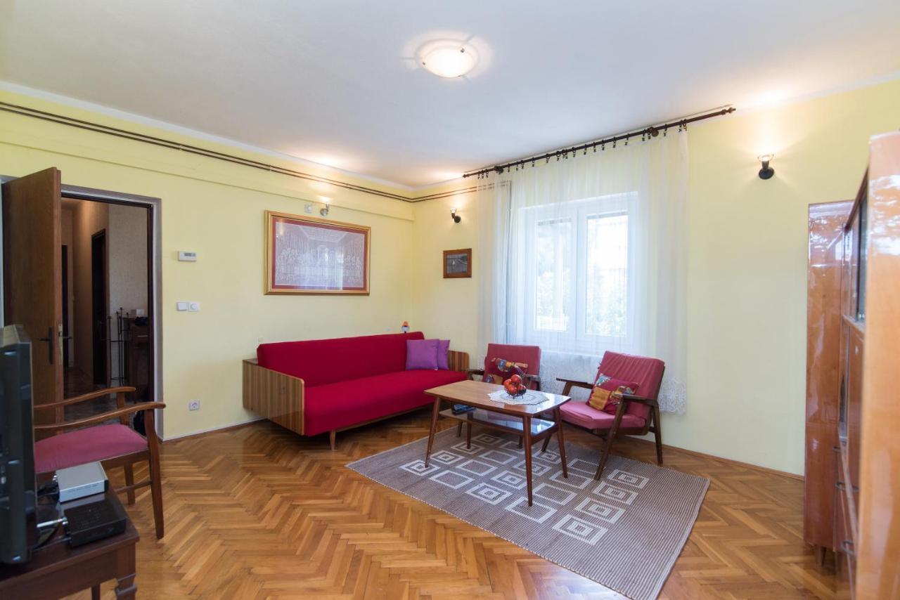 Apartments Mare Postira Extérieur photo